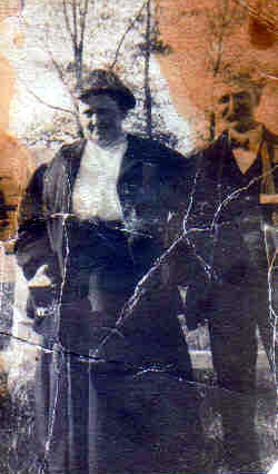 Photo of John and Helen Trageser, Son of Jacob and Margaret Mueller Trageser